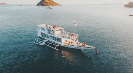 Raja Bintang Boat